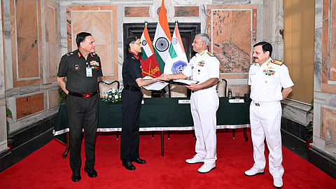 The MoA was signed by Lt Gen VPS Kaushik, Adjutant General and Vice Admiral Gurcharan Singh, Chief of Personnel, in the presence of the two service Vice Chiefs.