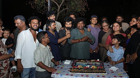 Cast and crew of Con City