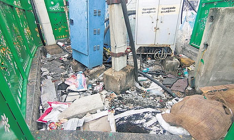 Waste lying unattended for months in a view-cutter enclosure at Walaja Salai in Triplicane | Ashwin prasath