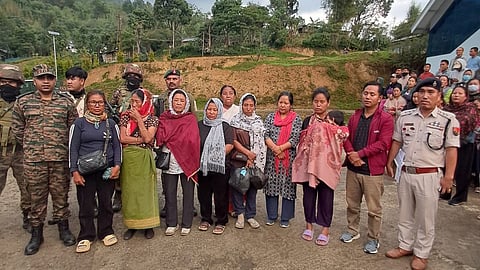 Armed groups release 28 Naga, Kuki hostages.