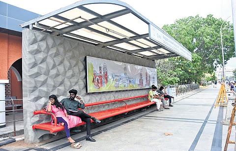 3D bus shelter on Kamarajar Salai near Marina Beach (top); concrete bus shelter near Gandhi Mandapam on Sardar Patel Road