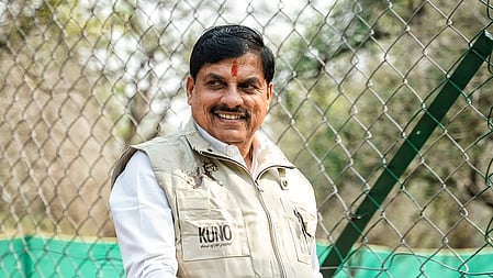 The Chief Minister, who also performed Arti at Bhojshala on the occasion of Ganga Dussehra, made a series of announcements for the development of Dhar district.