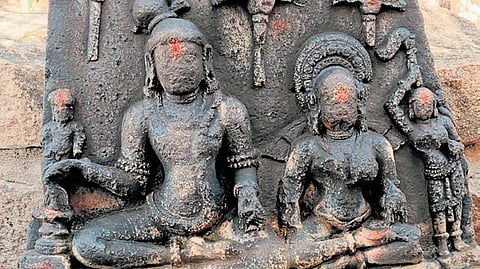 A rare sculpture depicting Kakatiya emperor Ganapatideva and his queen Somaladevi identified at Totapalli village, Bejjanki mandal, in Siddipet district on Sunday.