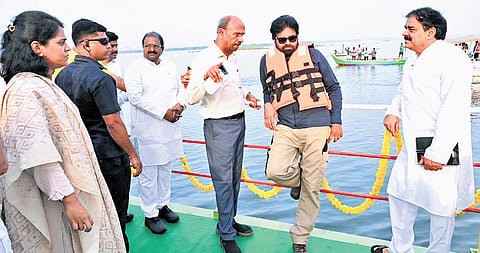 Deputy Chief Minister Pawan Kalyan discusses the Godavari river pollution with officials in Rajamahendravaram City on Monday.