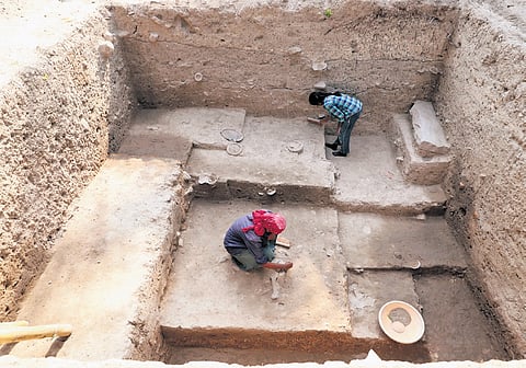 Around 25 people are involved in the excavations on the Noyyal river bed at Vellalore in Coimbatore district.
