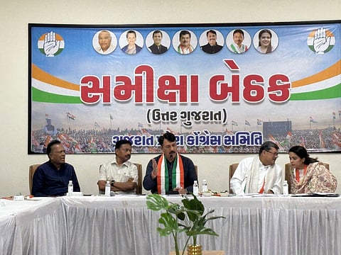 The incident occurred during a high-level meeting convened at the Mehsana District Congress office to assess the party's disappointing performance in the recent North Gujarat local body elections.