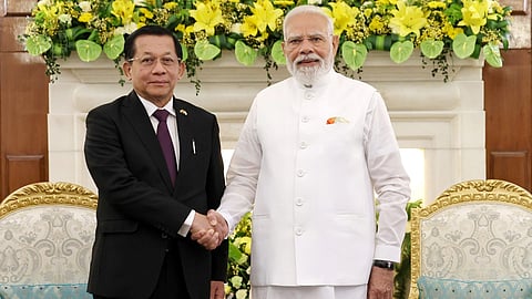 Myanmar President U Min Aung Hlaing with Indian Prime Minister Narendra Modi.