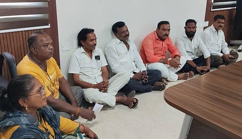 High drama prevailed at the Malkajgiri Municipal Zonal Office during the Prajavani grievance redressal programme on Monday when former corporator, V Sravan staged a sit-in protest.