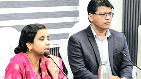 Eva Ashish Srivastava, Director of Census Operations in Uttarakhand, addressing a press conference.