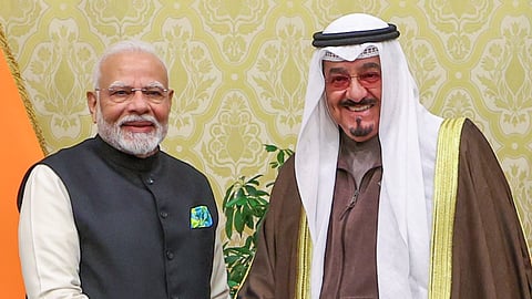Prime Minister Narendra Modi with the Amir of Kuwait, Sheikh Meshal Al-Ahmad Al-Jaber Al Sabah.