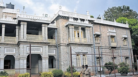 The party further stated that despite the availability of the Cauvery and Anugraha buildings on the same premises, Shivakumar was attempting to destroy a part of history.