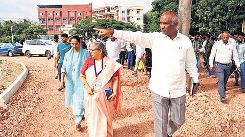 Sushma Godbole, Special Commissioner of Fire, Environment, Climate Change Division of the Greater Bengaluru Authority (GBA), inspected ongoing development works at Hulimavu Lake on Friday