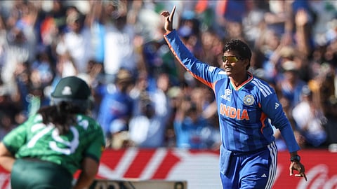 Deepti Sharma celebrates a Pakistan wicket on Sunday
