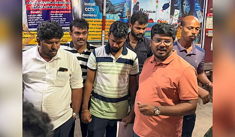 Minister for Environment and Climate Change Rajeev conducted a midnight inspection at Puliyarai Check Post in Tenkasi on Sunday.