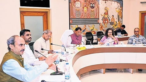 CM Mohan Charan Majhi chairing the HLCA meeting at Lok Seva Bhawan.