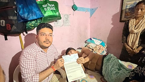 The District Magistrate (DM) of West Delhi visited Rohit’s residence, met his family, and handed over a cheque of Rs 5 lakh as financial assistance.