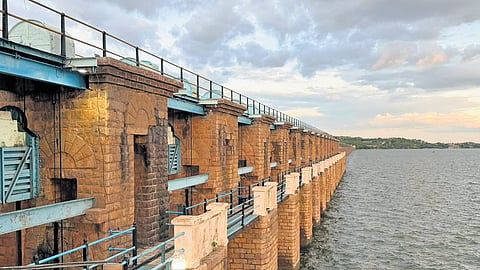 Water level in the Himayatsagar reservoir has been rising steadily since Tuesday following rain in the catchment areas
