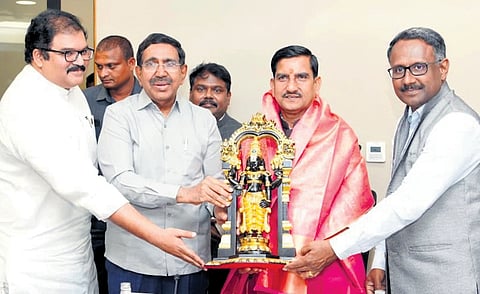 MA&UD Minister P Narayana and Union Minister of State for Housing and Urban Affairs Tokhan Sahu during a meeting in Amaravati on Tuesday.