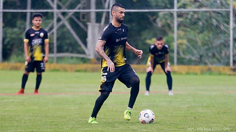 Lucas Trejo (in pic) according to a report, was away from his family at the time, as he was in Caracas on club duty when the disaster struck.