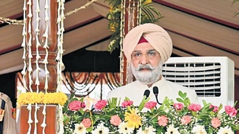 L-G Sandhu urges Delhi Police to embrace technology-driven, people-centric policing