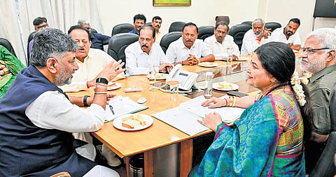 A delegation led by KFCC President Jayamala meets Chief Minister DK Shivakumar at his official residence in Bengaluru on Wednesday
