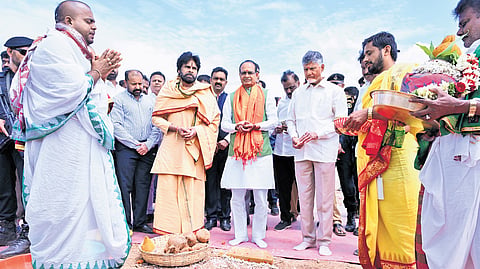 Union Minister for Rural Development Shivraj Singh Chouhan launches the VB-GRAM G scheme from Mukkavaripalli village in Railway Koduru constituency on Thursday