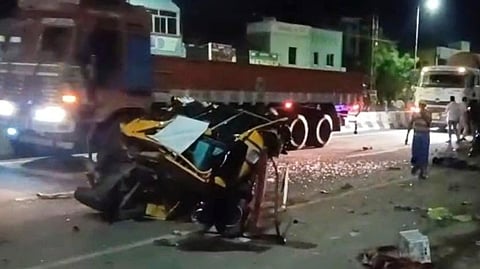 A speeding truck driven by an allegedly inebriated driver rammed into a stationary auto-rickshaw and waiting relatives near Cumbham town on the Amaravati-Anantapur National Highway.