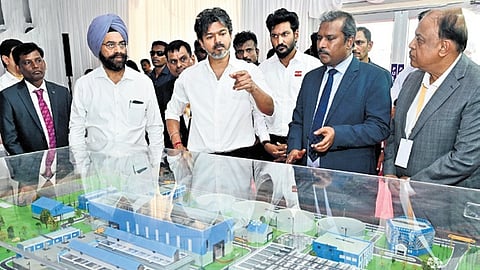 Chief Minister C Joseph Vijay on Monday inspected the 110 MLD and 150 MLD desalination plants at Nemmeli and reviewed the progress of the 400 MLD Perur desalination plant