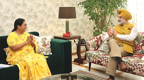 Chief Minister Rekha Gupta with Lieutenant Governor Taranjit Singh Sandhu.
