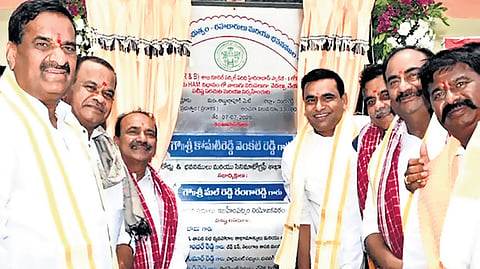 Roads and Buildings Minister Komatireddy Venkat Reddy along with others lay foundation stone for four-lane road projects in Ibrahimpatnam on Tuesday