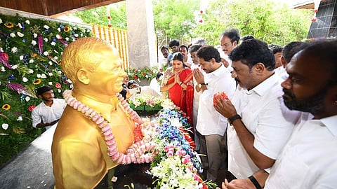 YSRCP president Y.S. Jagan Mohan Reddy paying tributes to his father and former Chief Minister Y.S. Rajasekhara Reddy on his birth anniversary, at Idupulapaya in Kadapa district on Wednesday.