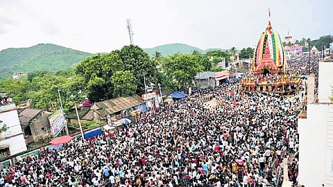 Devotees pulling the 72-ft-high chariot in Keonjhar on Thursday