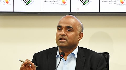 Chief Electoral Officer of Karnataka Anbukkumar addresses the media on the ongoing SIR process in Bengaluru on Wednesday