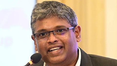 The state government’s decision to replace higher education secretary V Arun Roy with Dheeraj Kumar just two months after the former’s appointment has renewed concerns
