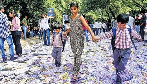DU enforces green rules for students' elections.