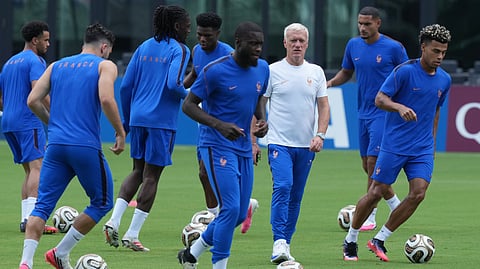 France head coach Didier Deschamp watches the team participate in a training session ahead of their Bronze medal World Cup soccer match against England Friday, July 17, 2026, in Fort Lauderdale, Fla.