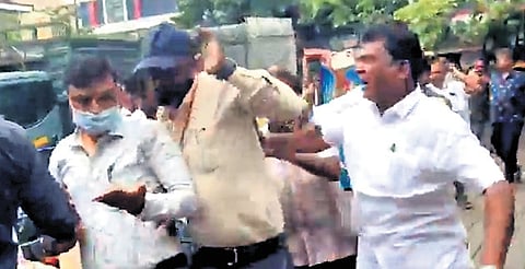 A video grab of GBA officials and workers being assaulted in Shivajinagar
