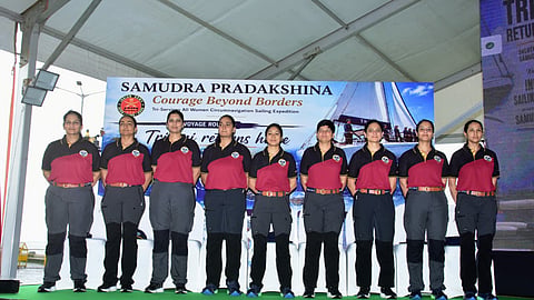 Photo of the Nine officers who completed the world’s first tri-services circumnavigation