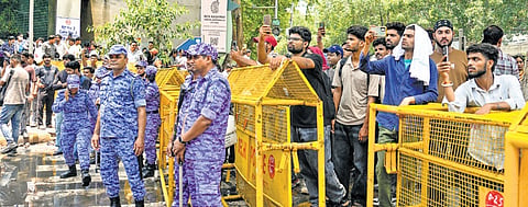 Delhi: Metro shutdown leaves thousands stranded as CJP protest intensifies