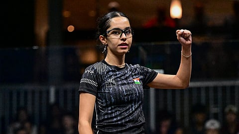 Anahat Singhbeat Egyptian 3/4 seed Barb Sameh 11-3 8-11 11-4 11-6 in the semifinals.