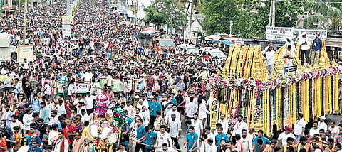 Lakhs of devotees participate in the annual 32-km Simhachalam Giri Pradakshina in Visakhapatnam on Tuesday.