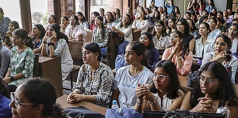 Seeking to raise academic standards, the report recommends redesigning both internal and end-semester question papers, with greater emphasis on higher-order thinking skills.