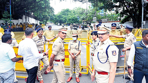 Traffic restrictions and detours were imposed around Vidhana Soudha and Cubbon Park during the swearing-in ceremony on Monday