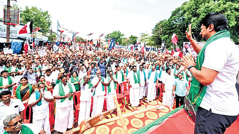 Opposition leader Udhayanidhi Stalin during the demonstration of farmers in Thanjavur on Monday