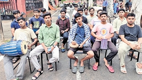 Students protesting outside East Hostel on Monday.