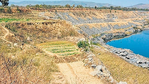 Difficulties in disposing of desilted earth by the department were mentioned in the document, while noting that Municipal Corporation of Delhi was reluctant to take the material