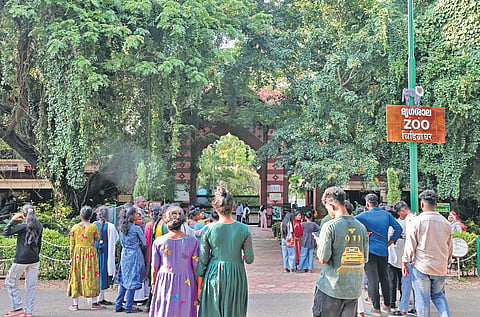Visitors at Thiruvananthapuram zoo.