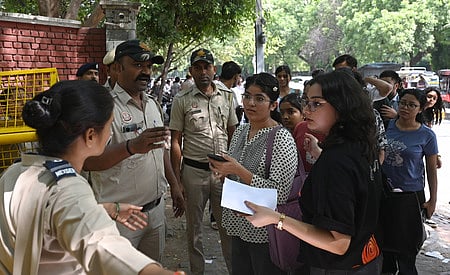 Students gather during the Delhi University Students Union (DUSU) Elections 2026-2027, at North Campus, in New Delhi, Friday, Sept. 18, 2026