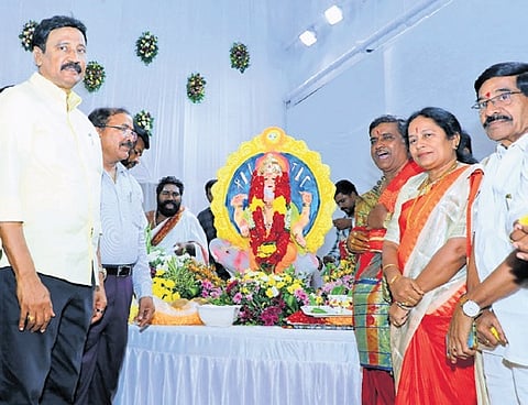 At Viswakarma celebrations in Vijayawada, she said Adarana-3’s modern tools would boost artisans’ efficiency and incomes; a pension-age cut to 50 is proposed.