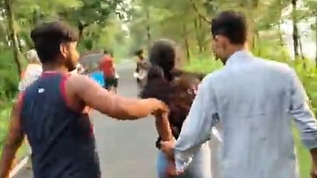 After Jamui, another girl harassed in Bihar.